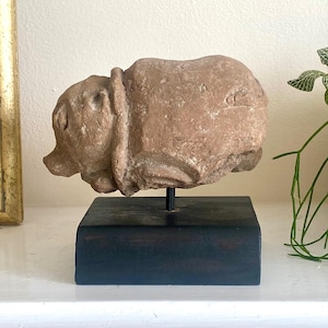 Grande tirelire noire Majapahit 13/15ème siècle en terre cuite Trowulan de Java oriental Indonésie