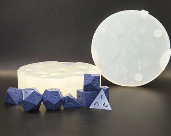 Vasskantade, överdimensionerade (upp till) 10-delade Durwent-set och matchande minimalistiska 45 mm klorformar