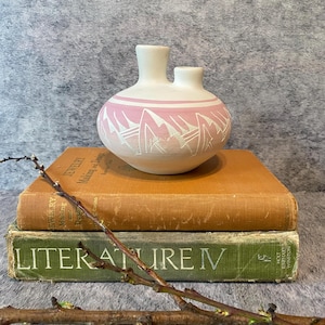 Vintage Handmade Navarro Etched Vase