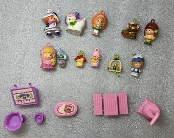 Charmkins Lote 17 Hasbro Vintage 1984 mini figura charm y accesorios