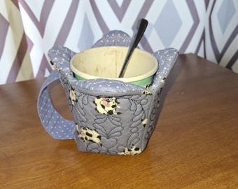 Machine Embroidered Ice Cream Cozy with handle – Pint Size