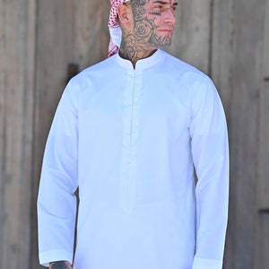 Mens Pure White Bahraini Thobe
