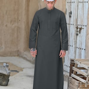 Mens Steel Grey Kuwaiti Thobes Jubbah Jubba Thawb Kandora Dishdasha Jalabiya Kaftan Qamis Mens Islamic Clothing