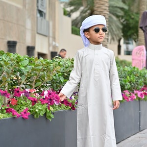 Latte Saudi Baby Jubba Thobes Jubbah Jubba Thawb Kandora Dishdasha Jalabiya Kaftan Qamis Mens Islamic Clothing