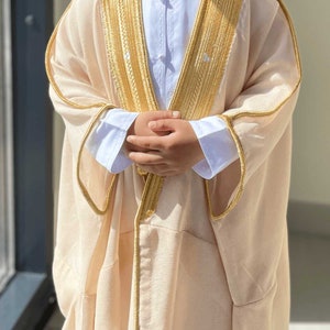 Men&#39;s High Quality Beige Bisht