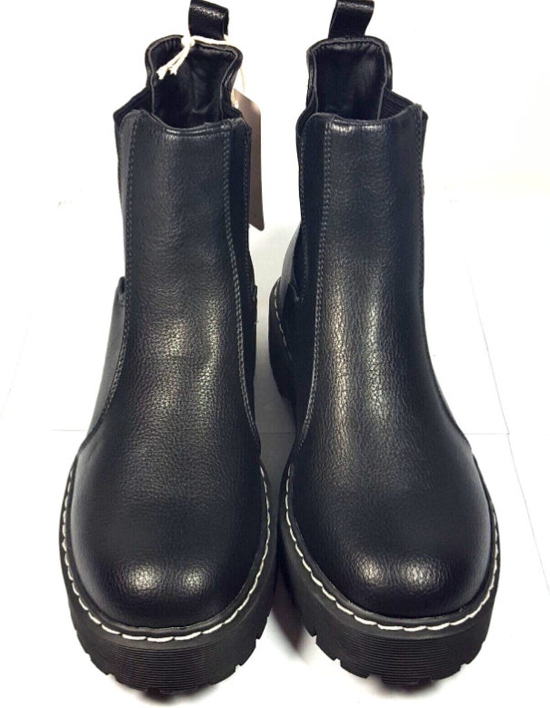 Christmas Sincerely Jules Women's Hippie Chelsea Boots Black shoes leather sz 8.5, sz 6 NEW image 4