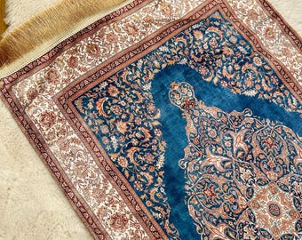 Prayer Mat Tasbih Gift Set: Islamic Ramadan Eid Gift Box