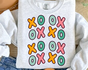 XoXo Valentine PNG: Kolorowy projekt koszulki (do pobrania cyfrowego)