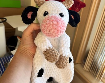 Crochet Highland Moo Cow Lovey Snuggler Woobie Blanket Plushie Animal Custom Comforter Cuddle Toy Made to Order Cow Amigurumi Soft Baby Toy