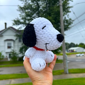 Crochet snoop Pluhie Dog Handmade amigurumi Kawaii Puppy doll Stuffed Kid Friendly animal Beagle Dog lover gif