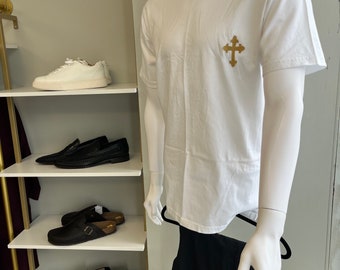 T-shirt / Embroidered T-shirt/ Cross embroidered T-shirt