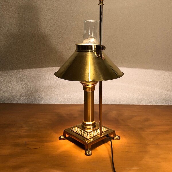 Rare! Lampe de table vintage Orient Express 'Paris - Istanbul' avec abat-jour réglable et verre ventral, polie et fonctionnant comme neuve, électrique.