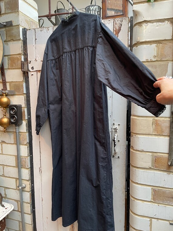 Antique long black cotton dress nightdress with l… - image 7