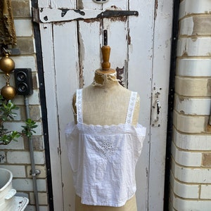 Antique white cotton camisole top with lace top and cut out detail size M