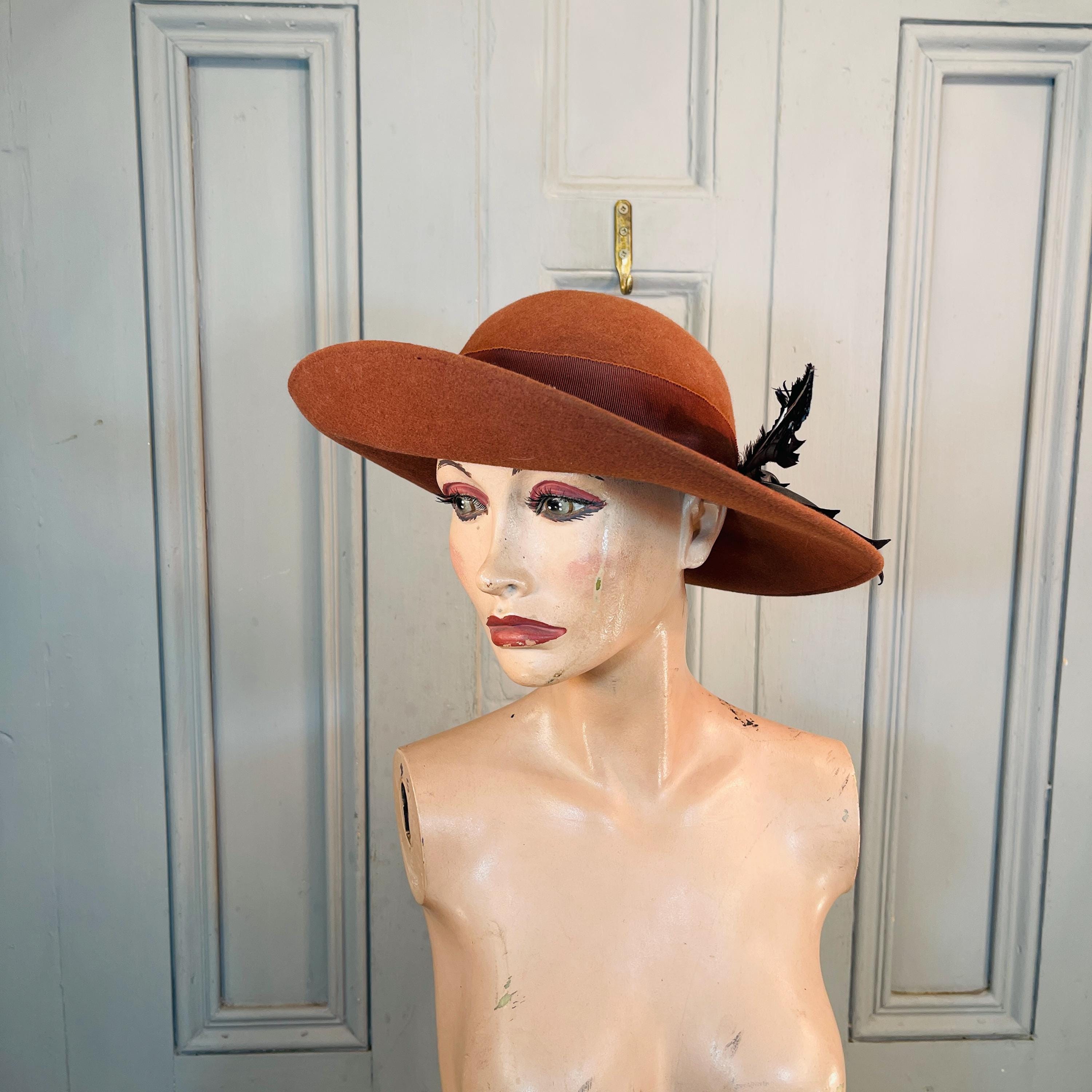 Vintage brown wool hat with leather bow detail size S