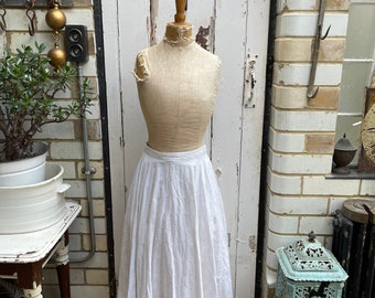 Vintage handmade white cotton circular skirt with soft lining size S UK 8/10