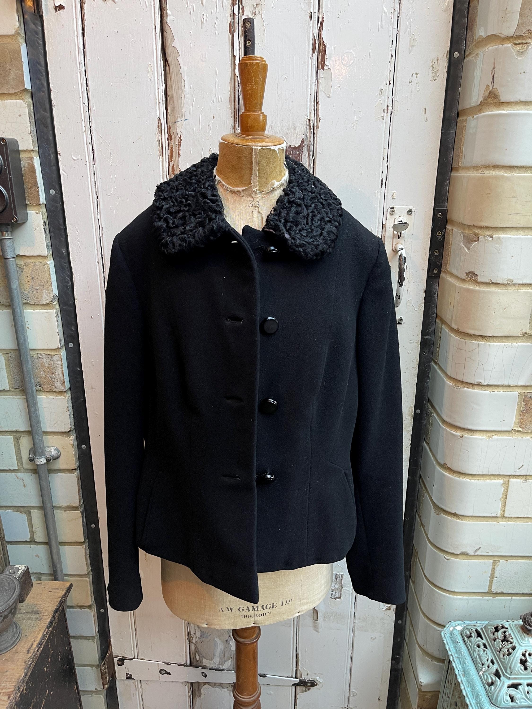 ジャケット・アウター 80s 90s Euro vintage black cashgora coat Vintage French Black Wool Jacket Coat With Astrakhan Collar Size S