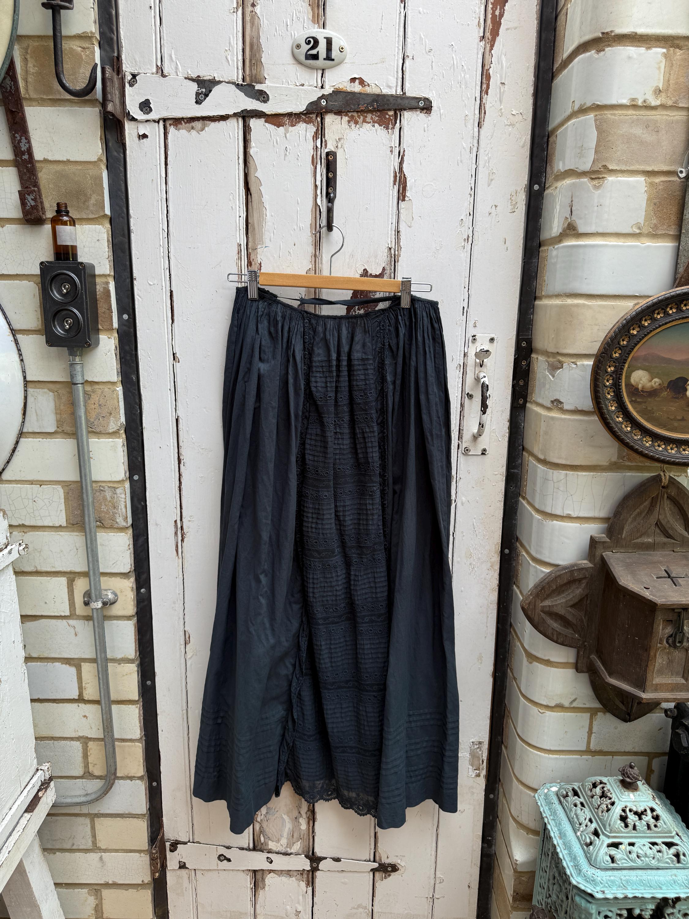 【mnem】simple pintuck long skirt Pintuck Skirt - Etsy