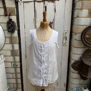 Vintage Laura Ashley 80s white cotton top with lace panels size M UK 12