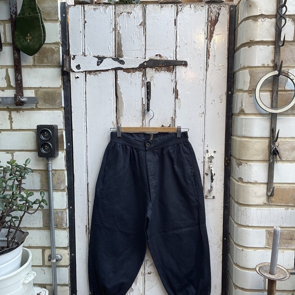 Antique vintage French black cotton cropped trousers size S