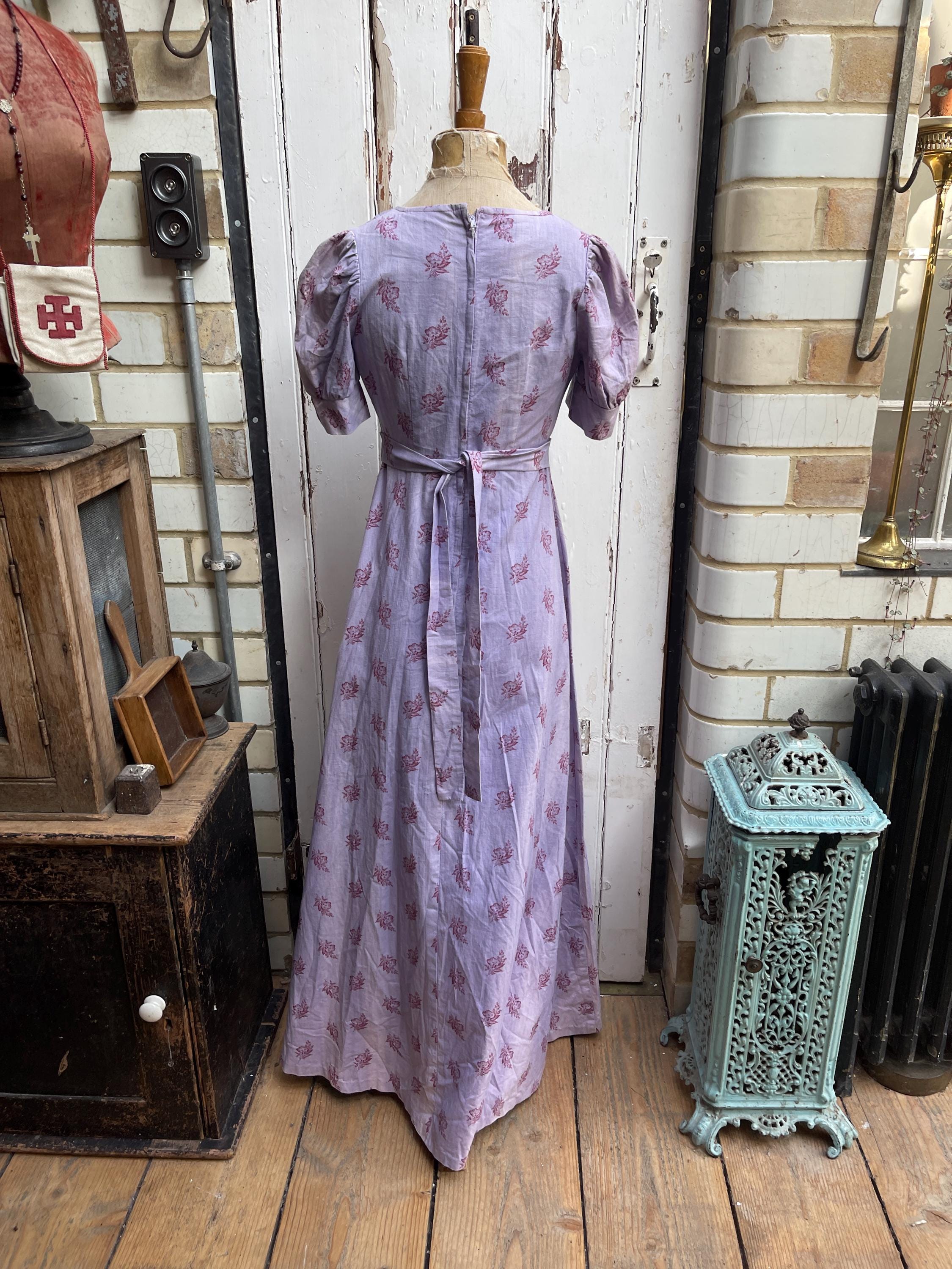 Vintage 60s/70s Peter Robinson Topshop Lavender Floral Print Long