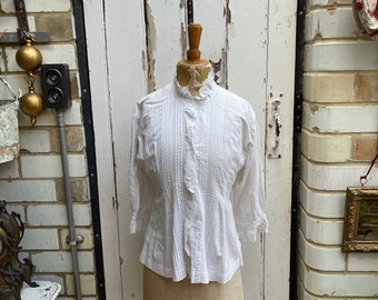 Antique French white cotton blouse with pintuck detail and lace collar size S