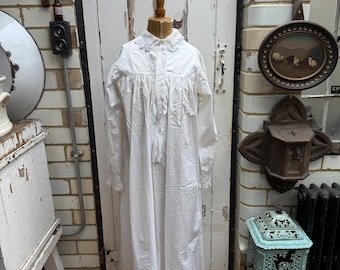 Antique long white cotton dress nightdress with lace collar size M/L