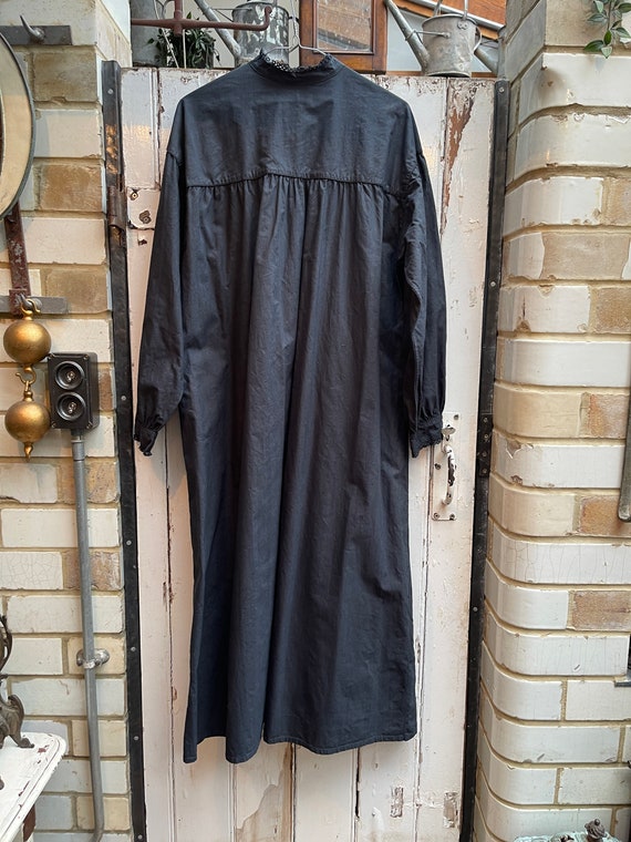 Antique long black cotton dress nightdress with l… - image 5
