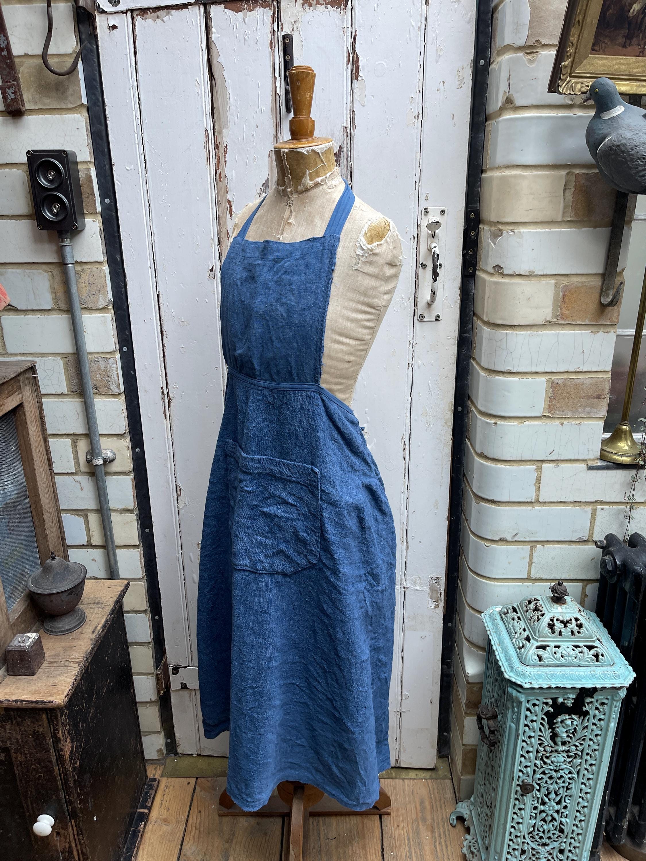 エプロン 1920s French Indigo Linen Apron Antique French Handmade Blue Linen Apron With Central Pocket - Etsy