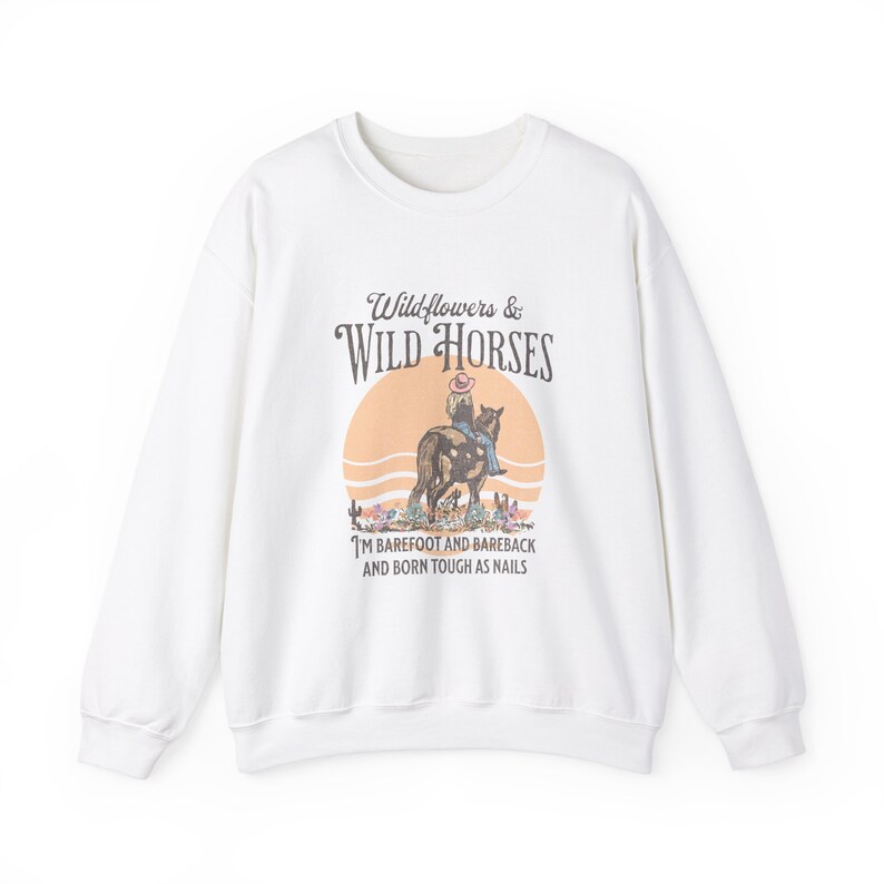 Nashville Sweatshirt | Country Concert Top for Lainey Fan | Wildflowers & Wild Horses Western Crewneck for Her | Oversized Rodeo Sweater White