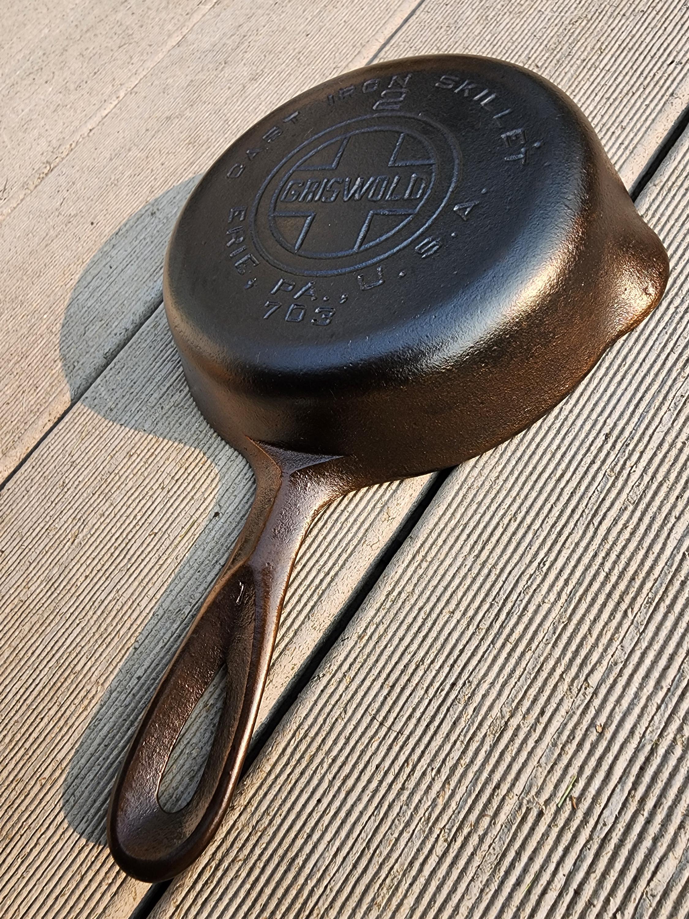 グリスウォルド スキレット #0 1940s ブロック文字 ビンテージ Griswold skillet C209 $_57.JPG?set_id=880000500F