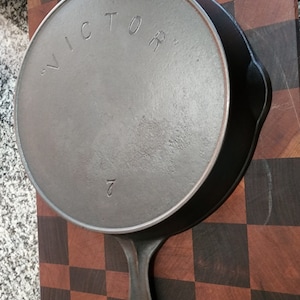 Extremely RARE! First Series Victor 7 Skillet made by Griswold 1886-1892 [HISTORICAL]