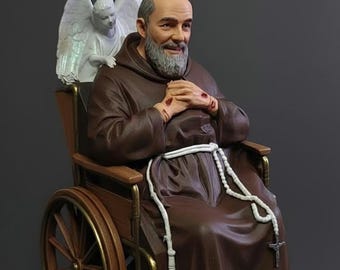 Statua di Padre Pio — In sedia a rotelle con angelo custode / stimmate / confessore del mondo / regalo cattolico / stampata in 3D