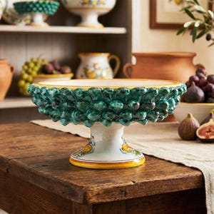 Ceramic pine cone Sicilian ceramics - Alzata mezza pigna in ceramica siciliana di Caltagirone realizzata e decorata a mano grande verde