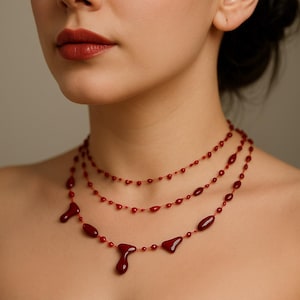 Vampish Blood Drip Necklace