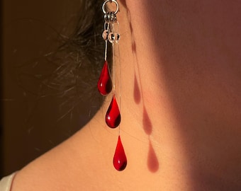 Vampish Raining Blood Earring