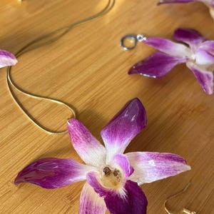 Purple Orchid Necklace image 3