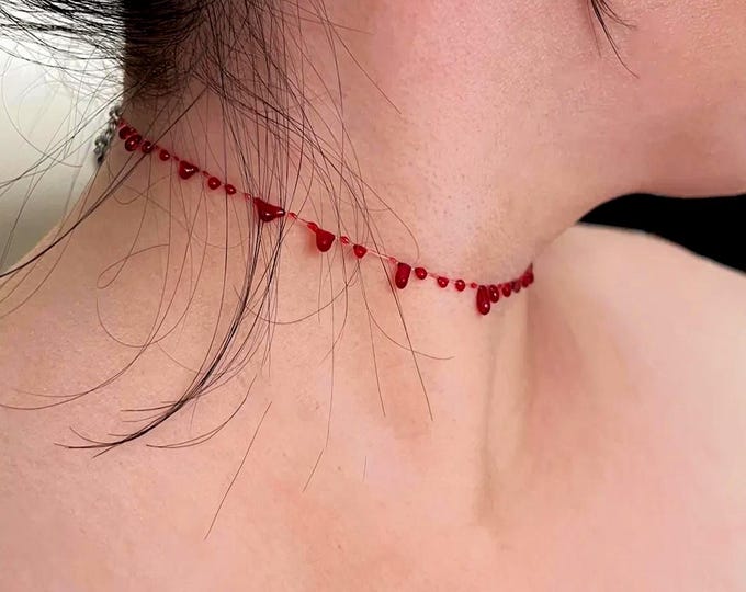 Vampish Blood Choker