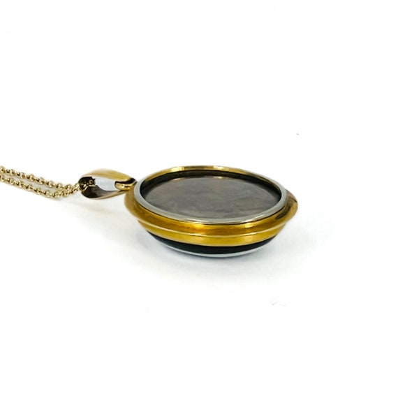 Early 20th C. Banded Agate Mourning Pendant - image 3