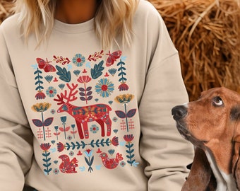 Scandinavian Christmas Sweatshirt, Norwegian Folk Art Sweater, Cottage Core Hygge Botanical Sweatshirt, Vintage Nordic Christmas Crewneck