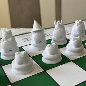 FROG CHESS SET, 3d Printed Frog Custom Chess 32 Piece Set, Pieces Only No Board, Custom Colors Available