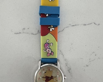 Reloj vintage de Winnie the Pooh de Walt Disney con correa de goma MC0031 Tigger Piglet Y2K