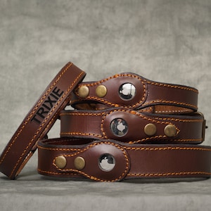 Handcrafted genuine leather dog collar with Airtag pouch