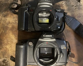 Lot of: 17 Film Cameras. Various brands.