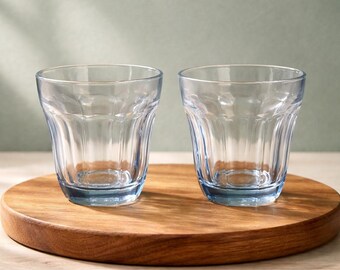 Rzadkie, zabytkowe niebieskie szklanki Pasabahce – zestaw 2 sztuk – logo z dwiema kroplami – Turcja z lat 60. XX wieku