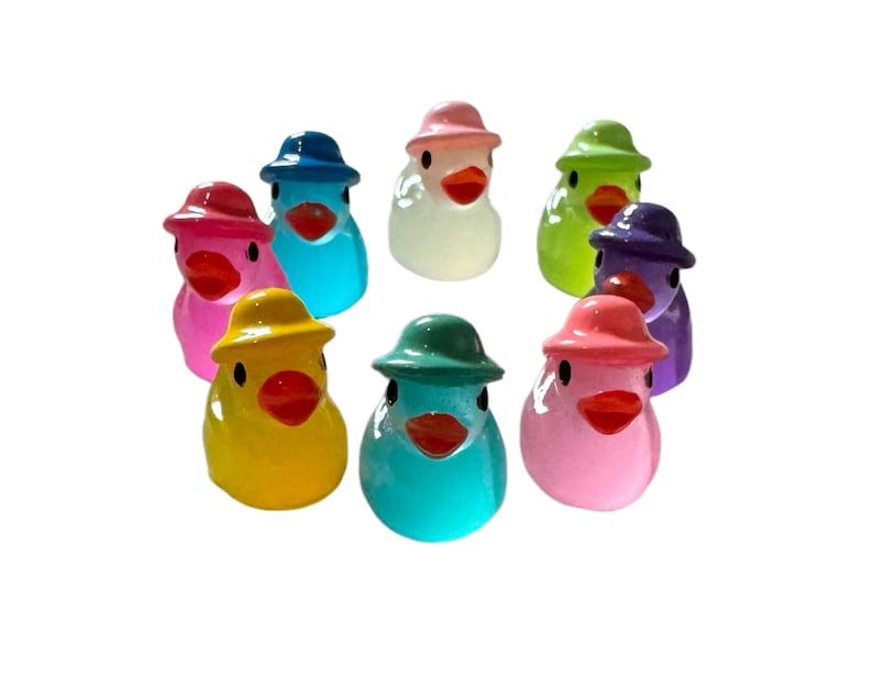 Mini GLOW 3D Resin Duck with Vacation Hat Rubber Duckie Style Cabochon DYI Hair Accessory Bracelet Cruising Ducks Jeep image 3