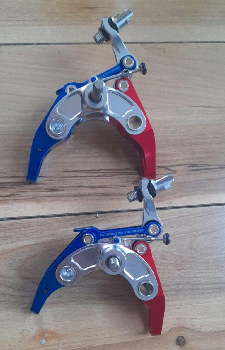 Étriers De Frein Cane Creek G4 Monarch Duel Pivot EeBrake – 188g – Rouge/blanc/bleu