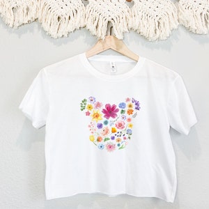 Women&#39;s Disney Mickey Flower Crop Top Tee