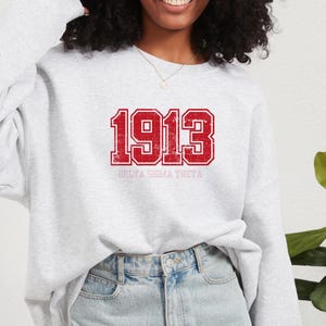 Sudadera de cuello redondo de la hermandad de 1913
