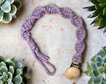 Macrame & Wood Pacifier Clip